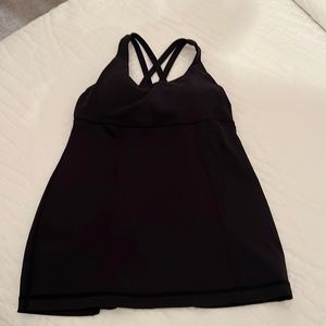 Lululemon workout top Size 10